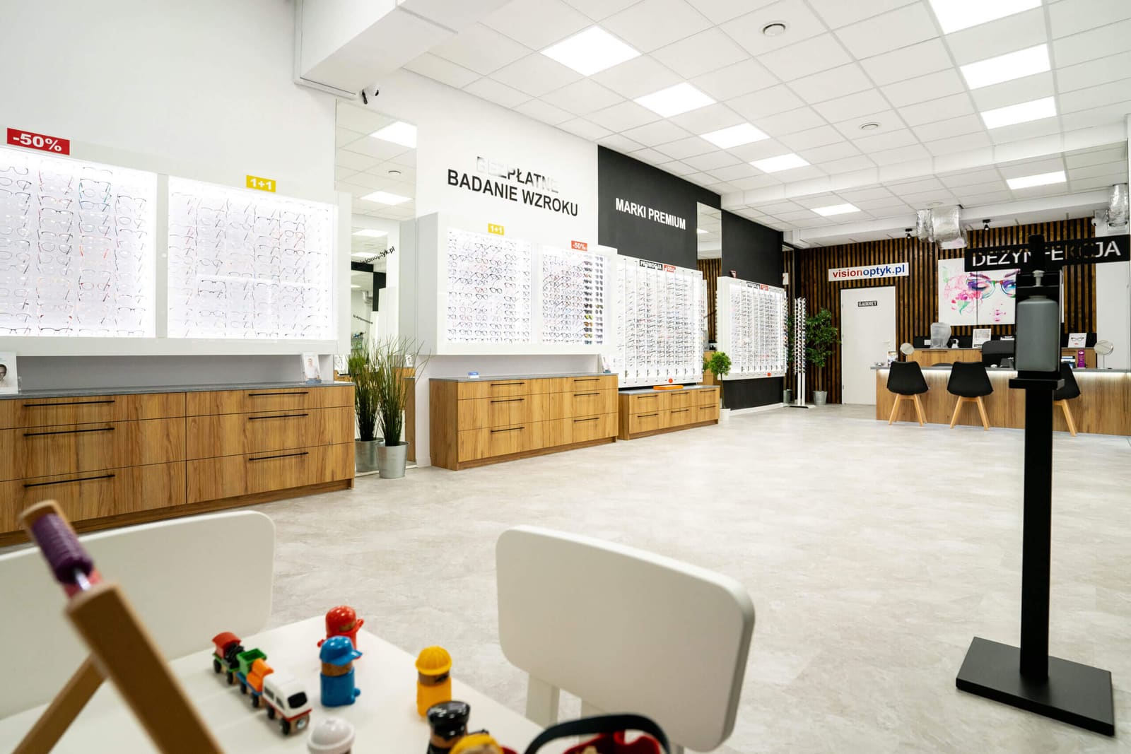Promocje na okulary, polecany salon optyczny w swarzedzu visionoptyk