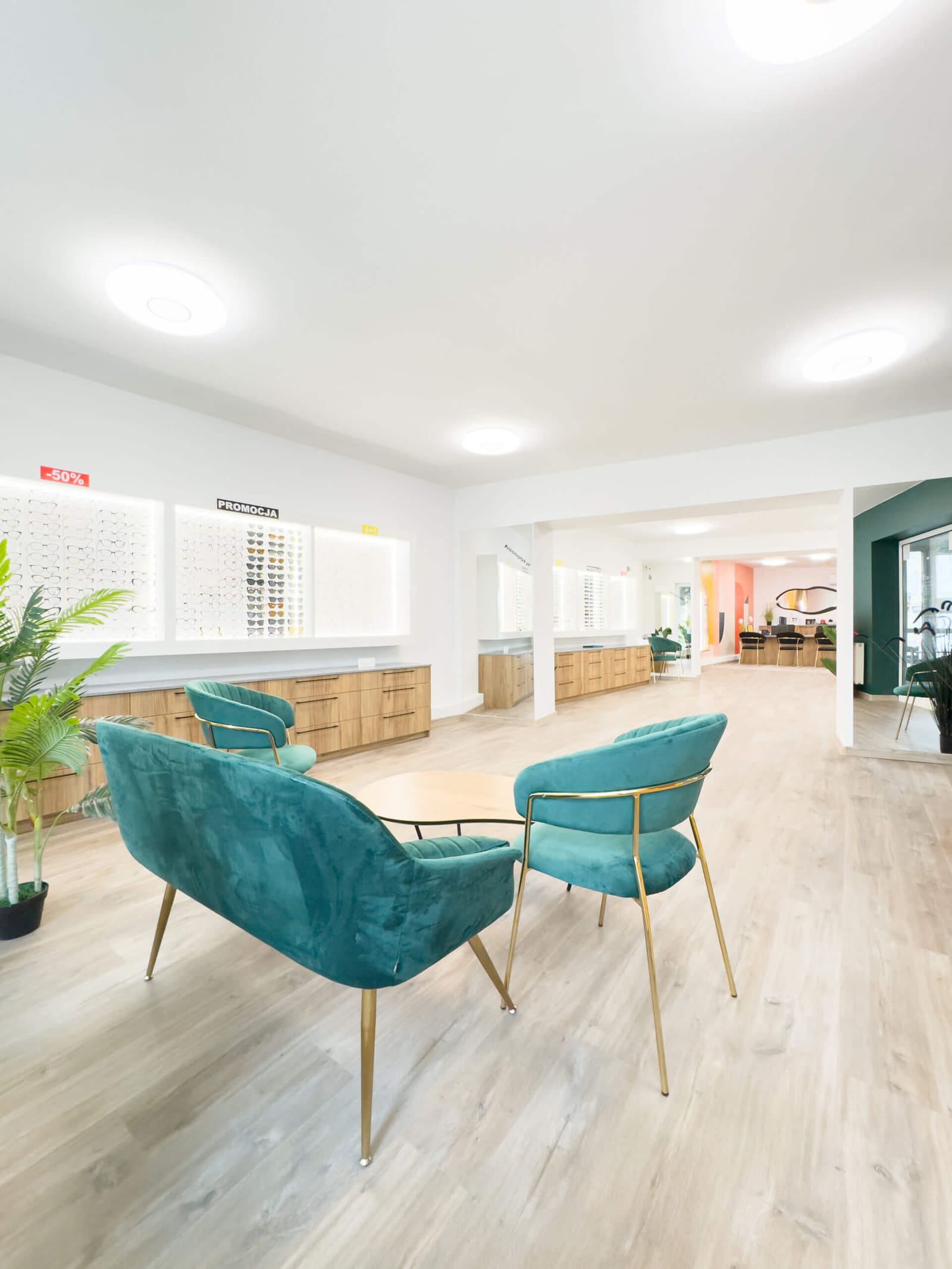 Salon optyczny VisionOptyk w Turku