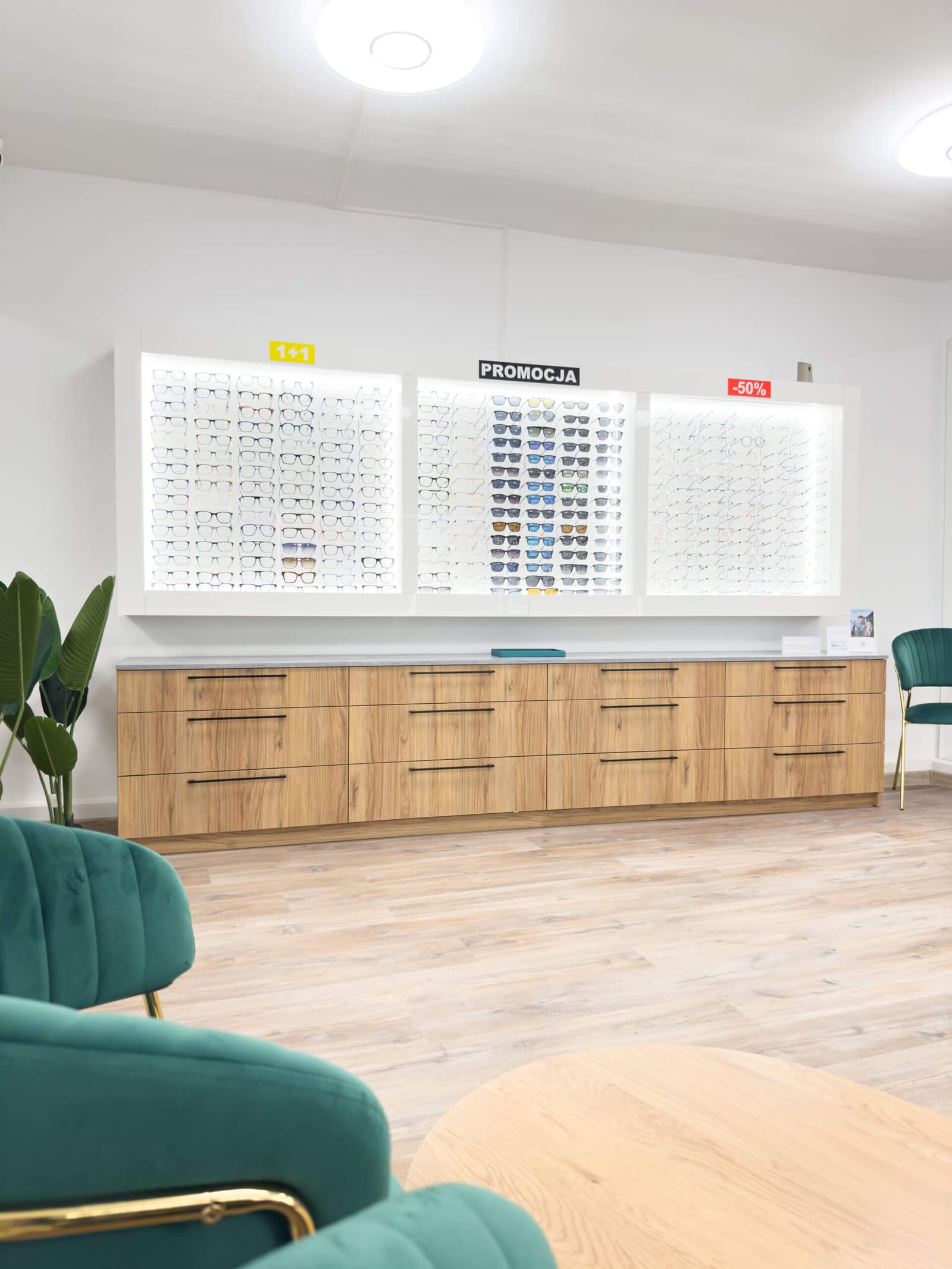 Salon optyczny VisionOptyk w Turku